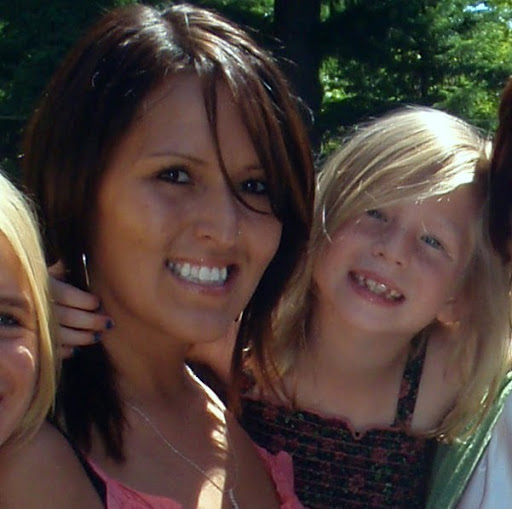 Samantha Bahr Photo 7