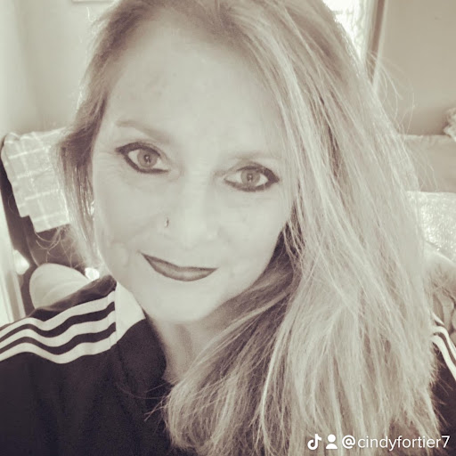 Cindy Fortier Photo 10