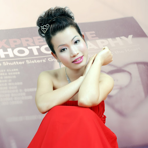Ha Nguyen Photo 18
