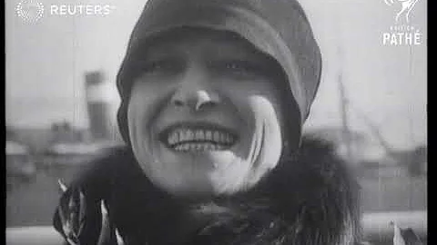 Pauline England Photo 11