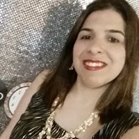 Elisa Velez Photo 3