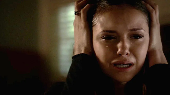 Elena Burns Photo 14