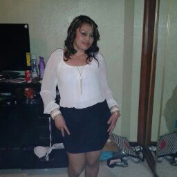 Karen Pineda Photo 13