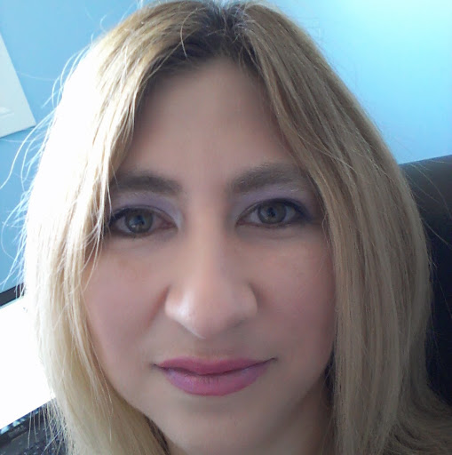 Jacqueline Fuentes Photo 13