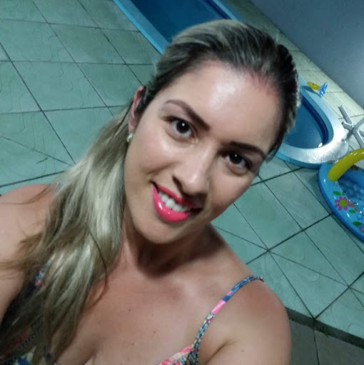 Charlene Machado Photo 11