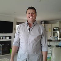 Phil Elliot Photo 4