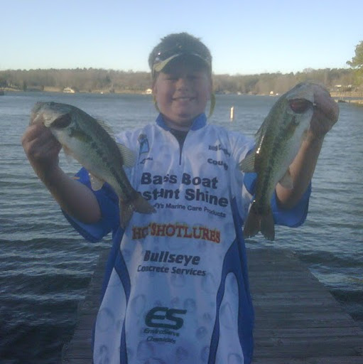 Bryce Lyons Photo 10
