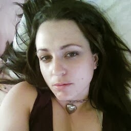Amanda Cotton Photo 10
