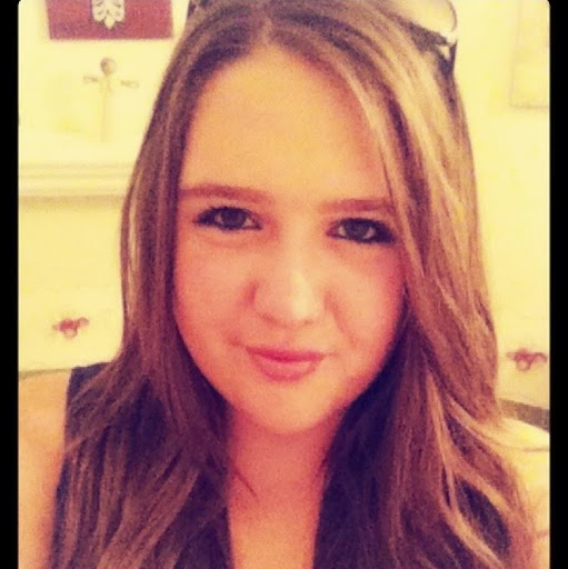 Taylor Dotson Photo 12