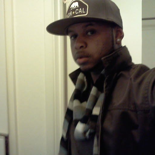 Lamont Hayes Photo 7