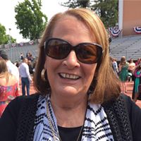 Lynda Morgan Photo 2
