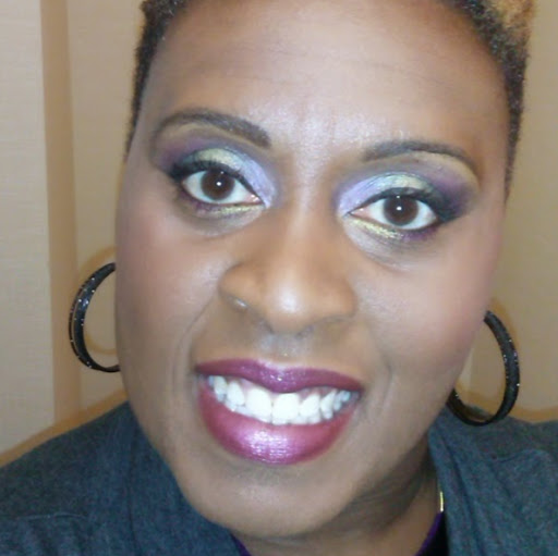 Lorie Johnson Photo 11