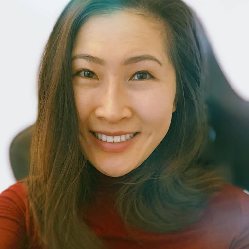 Lily Chen Photo 10