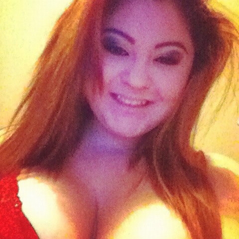 Melanie Ledesma Photo 11
