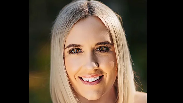 Danielle Foster Photo 40