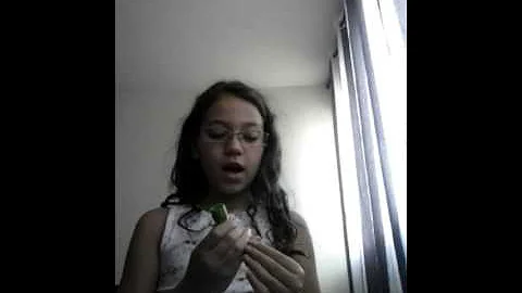 Laura Gonsalves Photo 29