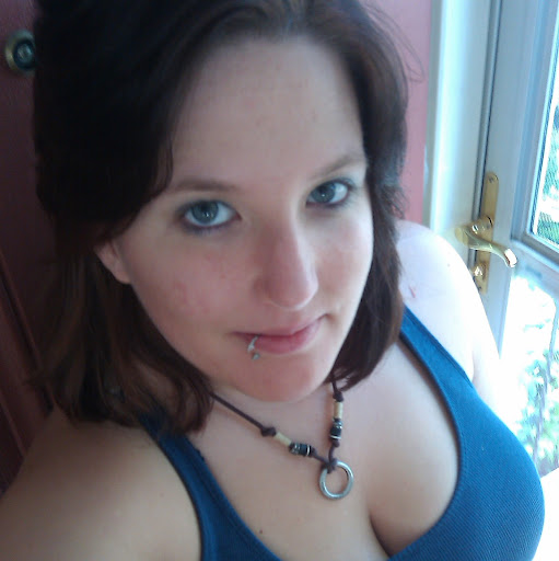 Kirsten Berg Photo 9