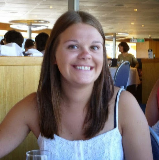 Eleanor Blake Photo 11