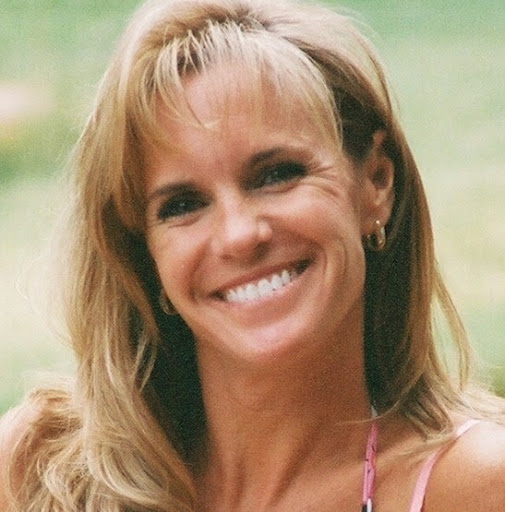 Bonnie Helms Photo 10