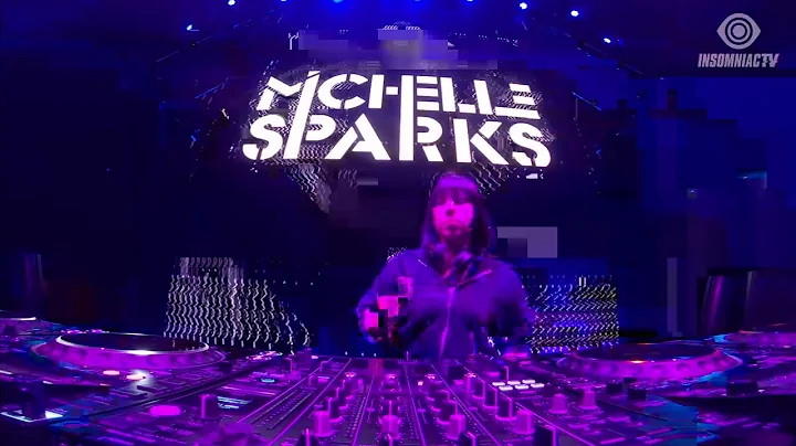 Michelle Sparks Photo 36