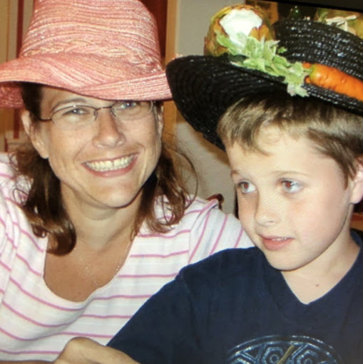 Sandra Snyder Photo 11