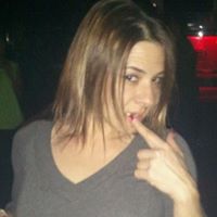 Michelle Maguire Photo 2