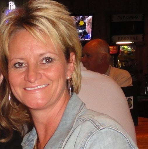 Lisa Tullis Photo 7