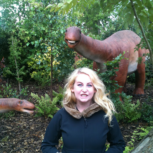 Sophie Flynn Photo 12