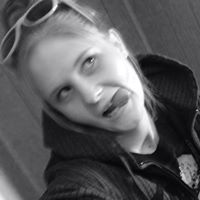 Kristine Becker Photo 4