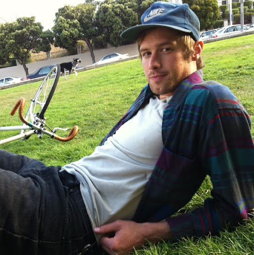 Paul Flanders Photo 12