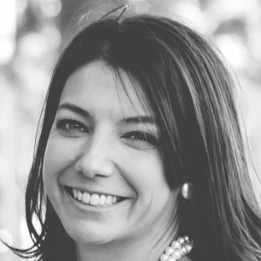 Kelly Bray Photo 17