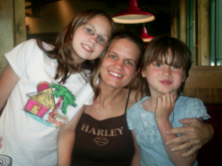 Alison Waters Photo 19