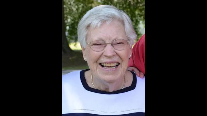 Ruth Hudson Photo 28