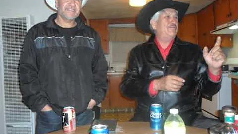 Victor Magallanes Photo 34