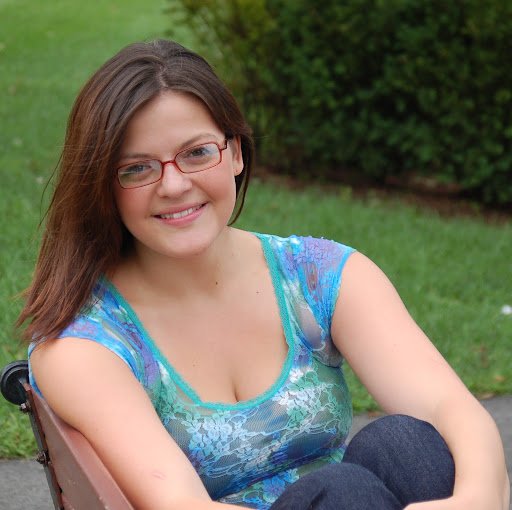 Elizabeth Blake Photo 13