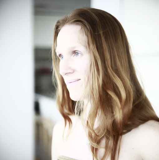 Winsome Brown Photo 13