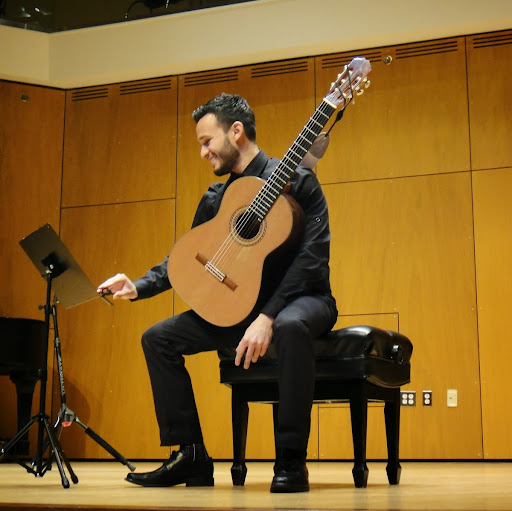 Miguel Morales Photo 11
