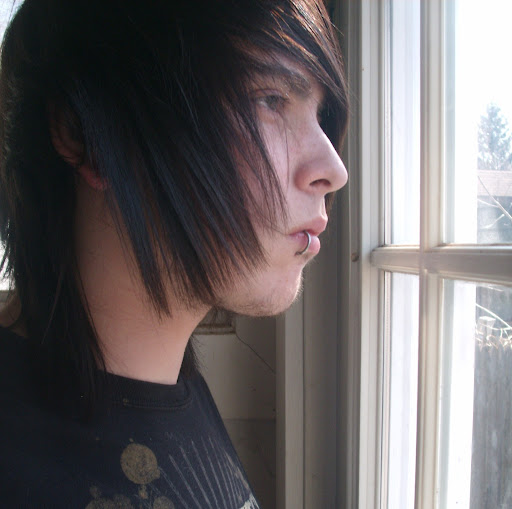 Zachary Ellis Photo 9