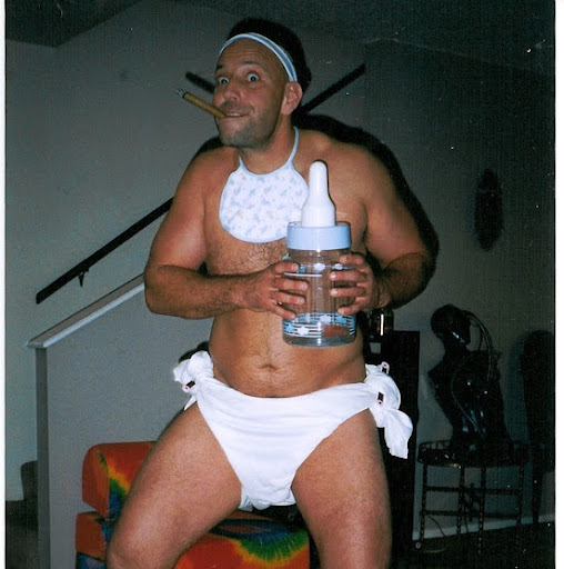 Adam Applegate Photo 14