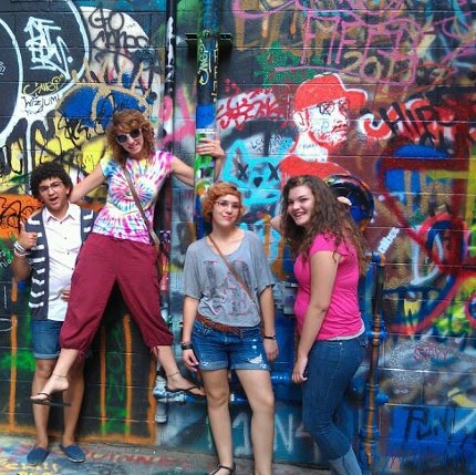 Chloe Baxter Photo 9