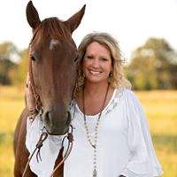 Tara Evans Photo 3
