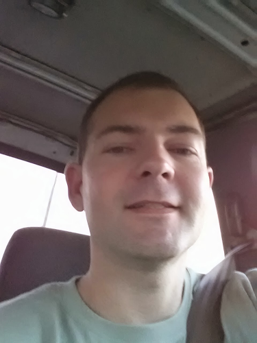 Stephen Hemingway Photo 9