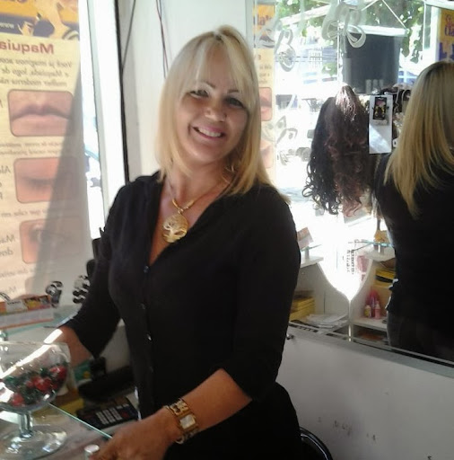 Claudia Silva Photo 14