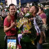Chelsea Huffman Photo 8