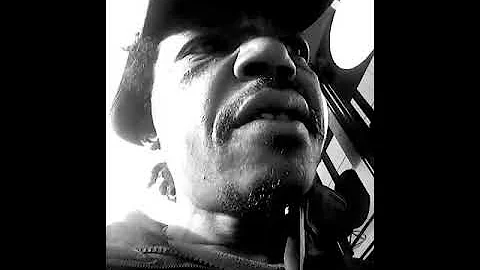 Aaron Guyton Photo 14