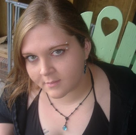 Holli Henderson Photo 6