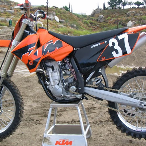 Jeremy Hale Photo 11