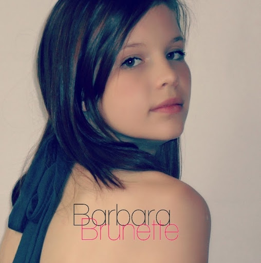 Barbara Brunette Photo 4