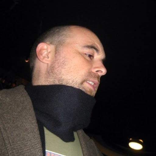 Neil Menzies Photo 10