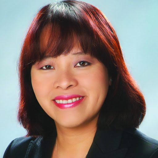 Vicki Huynh Photo 9